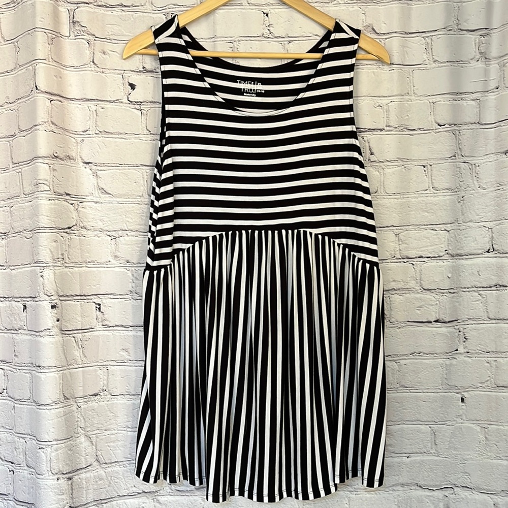 🪩 3/$15 Time & Tru • Maternity Tank XL